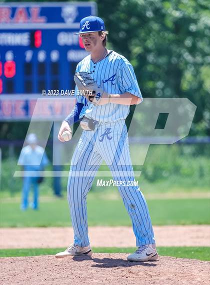 Thumbnail 2 in Anamosa @ Davenport Central photogallery.