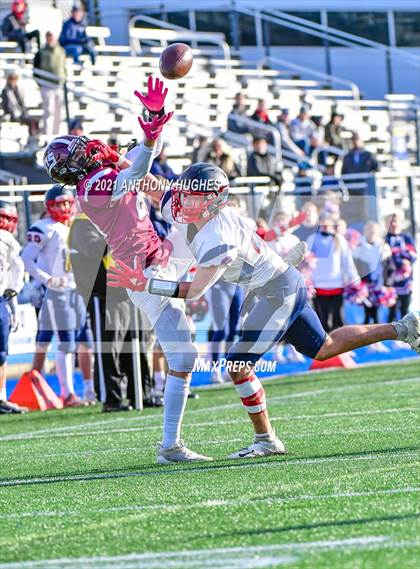 Thumbnail 1 in North Shore vs. Cold Spring Harbor (Section VIII Nassau IV Championship) photogallery.