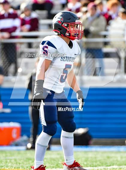 Thumbnail 2 in North Shore vs. Cold Spring Harbor (Section VIII Nassau IV Championship) photogallery.