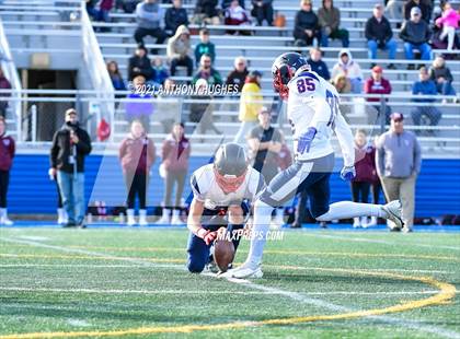 Thumbnail 3 in North Shore vs. Cold Spring Harbor (Section VIII Nassau IV Championship) photogallery.