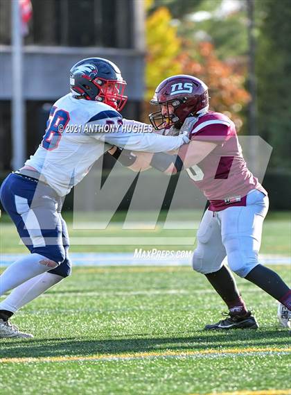 Thumbnail 2 in North Shore vs. Cold Spring Harbor (Section VIII Nassau IV Championship) photogallery.