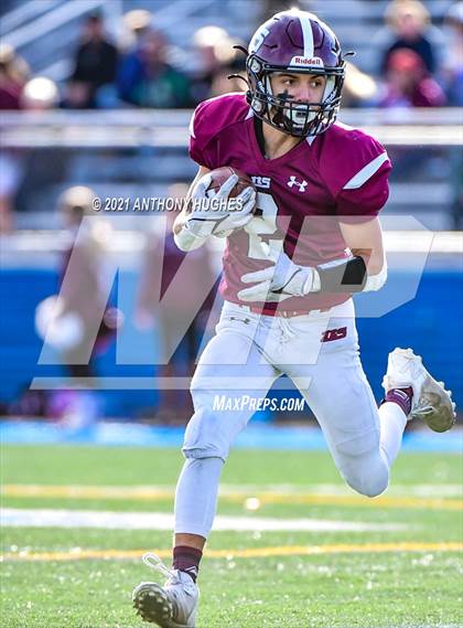 Thumbnail 2 in North Shore vs. Cold Spring Harbor (Section VIII Nassau IV Championship) photogallery.