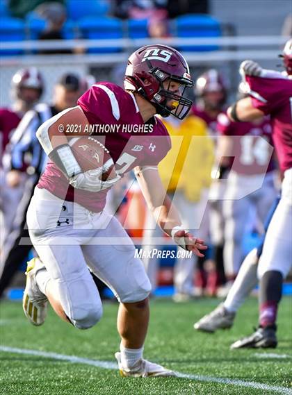 Thumbnail 1 in North Shore vs. Cold Spring Harbor (Section VIII Nassau IV Championship) photogallery.