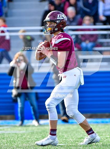 Thumbnail 3 in North Shore vs. Cold Spring Harbor (Section VIII Nassau IV Championship) photogallery.