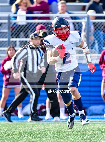 Thumbnail 1 in North Shore vs. Cold Spring Harbor (Section VIII Nassau IV Championship) photogallery.