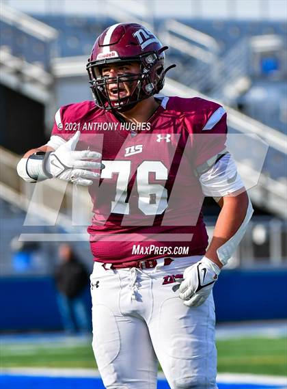 Thumbnail 2 in North Shore vs. Cold Spring Harbor (Section VIII Nassau IV Championship) photogallery.