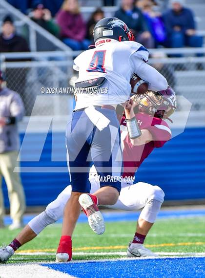 Thumbnail 2 in North Shore vs. Cold Spring Harbor (Section VIII Nassau IV Championship) photogallery.