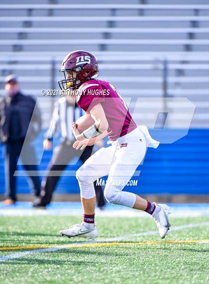 Thumbnail 3 in North Shore vs. Cold Spring Harbor (Section VIII Nassau IV Championship) photogallery.