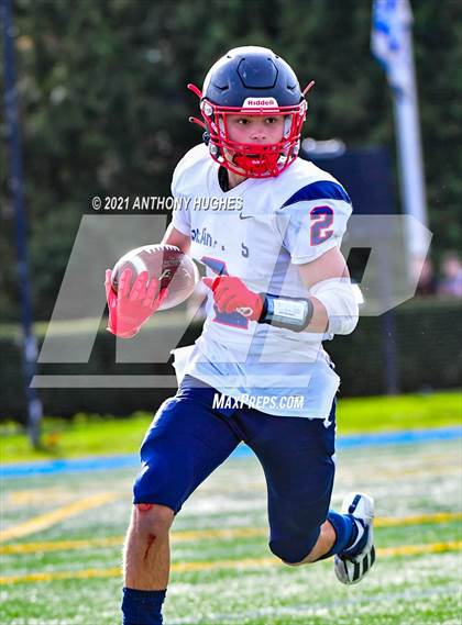 Thumbnail 3 in North Shore vs. Cold Spring Harbor (Section VIII Nassau IV Championship) photogallery.