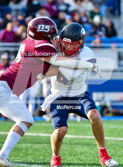 Thumbnail 1 in North Shore vs. Cold Spring Harbor (Section VIII Nassau IV Championship) photogallery.