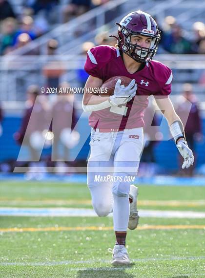 Thumbnail 3 in North Shore vs. Cold Spring Harbor (Section VIII Nassau IV Championship) photogallery.