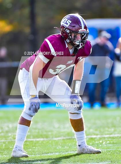 Thumbnail 3 in North Shore vs. Cold Spring Harbor (Section VIII Nassau IV Championship) photogallery.