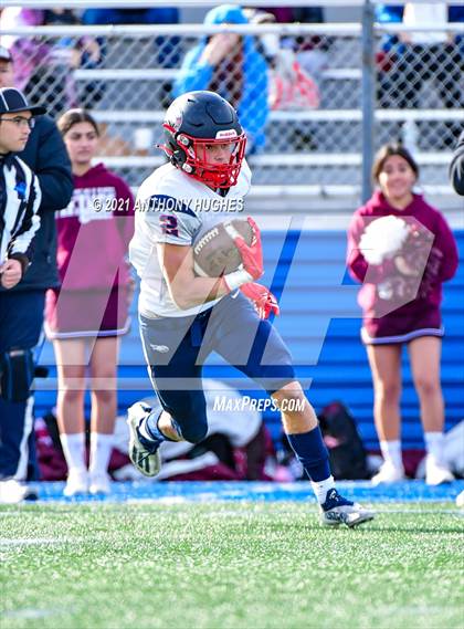 Thumbnail 2 in North Shore vs. Cold Spring Harbor (Section VIII Nassau IV Championship) photogallery.