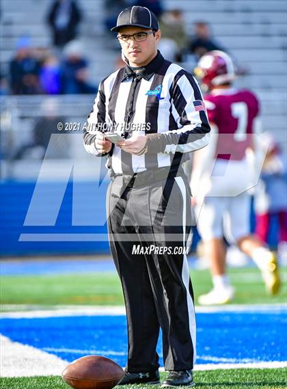 Thumbnail 3 in North Shore vs. Cold Spring Harbor (Section VIII Nassau IV Championship) photogallery.
