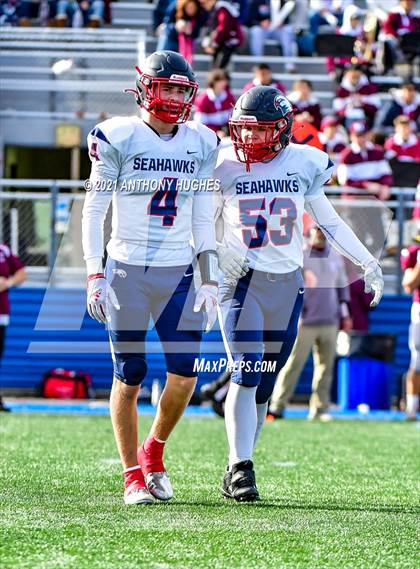 Thumbnail 1 in North Shore vs. Cold Spring Harbor (Section VIII Nassau IV Championship) photogallery.