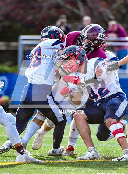 Thumbnail 2 in North Shore vs. Cold Spring Harbor (Section VIII Nassau IV Championship) photogallery.
