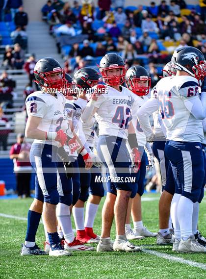 Thumbnail 2 in North Shore vs. Cold Spring Harbor (Section VIII Nassau IV Championship) photogallery.
