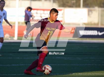 Thumbnail 1 in El Toro vs. Torrey Pines (23rd Annual SoCal Soccer Classic) photogallery.