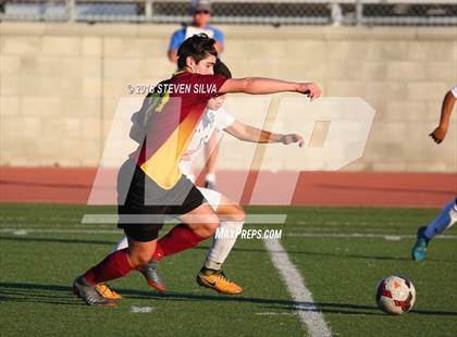 Thumbnail 2 in El Toro vs. Torrey Pines (23rd Annual SoCal Soccer Classic) photogallery.