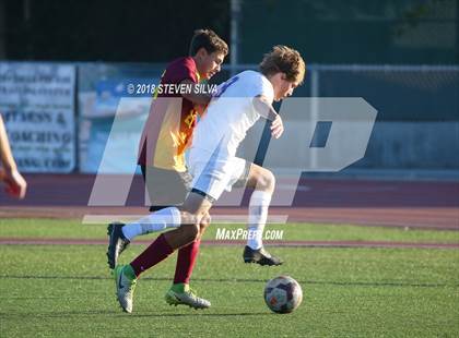 Thumbnail 2 in El Toro vs. Torrey Pines (23rd Annual SoCal Soccer Classic) photogallery.