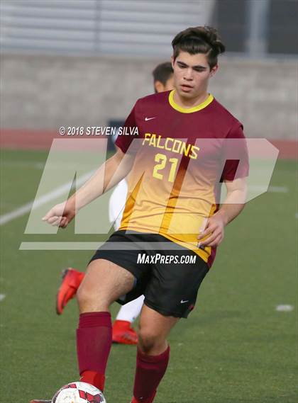 Thumbnail 2 in El Toro vs. Torrey Pines (23rd Annual SoCal Soccer Classic) photogallery.