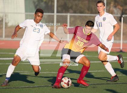 Thumbnail 3 in El Toro vs. Torrey Pines (23rd Annual SoCal Soccer Classic) photogallery.