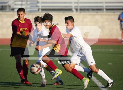 Thumbnail 1 in El Toro vs. Torrey Pines (23rd Annual SoCal Soccer Classic) photogallery.