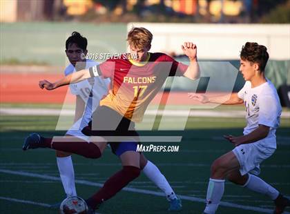 Thumbnail 2 in El Toro vs. Torrey Pines (23rd Annual SoCal Soccer Classic) photogallery.