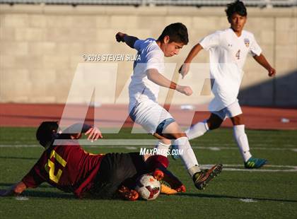 Thumbnail 2 in El Toro vs. Torrey Pines (23rd Annual SoCal Soccer Classic) photogallery.