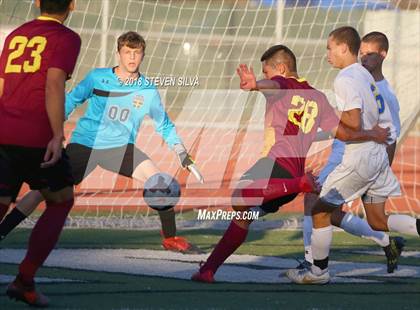 Thumbnail 3 in El Toro vs. Torrey Pines (23rd Annual SoCal Soccer Classic) photogallery.