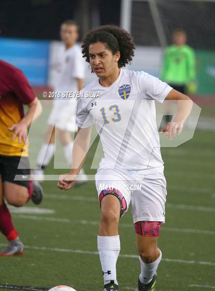Thumbnail 3 in El Toro vs. Torrey Pines (23rd Annual SoCal Soccer Classic) photogallery.