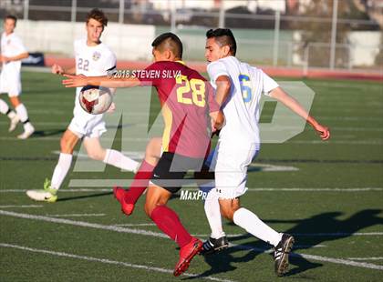 Thumbnail 1 in El Toro vs. Torrey Pines (23rd Annual SoCal Soccer Classic) photogallery.