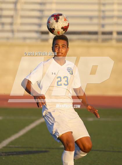Thumbnail 3 in El Toro vs. Torrey Pines (23rd Annual SoCal Soccer Classic) photogallery.