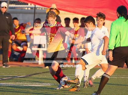 Thumbnail 2 in El Toro vs. Torrey Pines (23rd Annual SoCal Soccer Classic) photogallery.