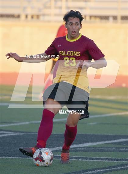 Thumbnail 2 in El Toro vs. Torrey Pines (23rd Annual SoCal Soccer Classic) photogallery.