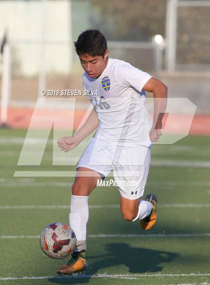 Thumbnail 3 in El Toro vs. Torrey Pines (23rd Annual SoCal Soccer Classic) photogallery.