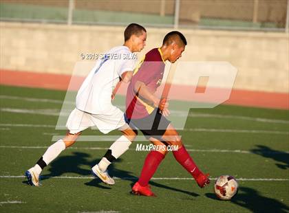 Thumbnail 3 in El Toro vs. Torrey Pines (23rd Annual SoCal Soccer Classic) photogallery.