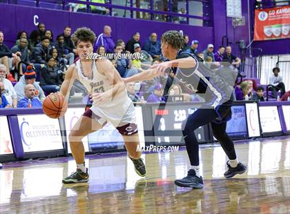 Thumbnail 2 in Quincy vs. Rockford East (Prairie Farms Holiday Classic) photogallery.