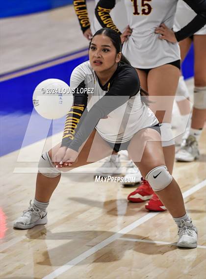 Thumbnail 1 in West Covina @ Charter Oak photogallery.