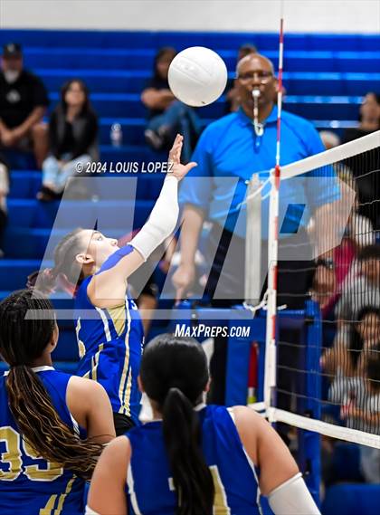 Thumbnail 2 in West Covina @ Charter Oak photogallery.