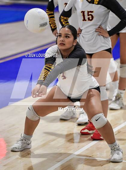 Thumbnail 2 in West Covina @ Charter Oak photogallery.