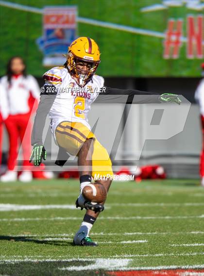 Thumbnail 1 in Seventy-First vs. West Charlotte (NCHSAA 3A Final) photogallery.