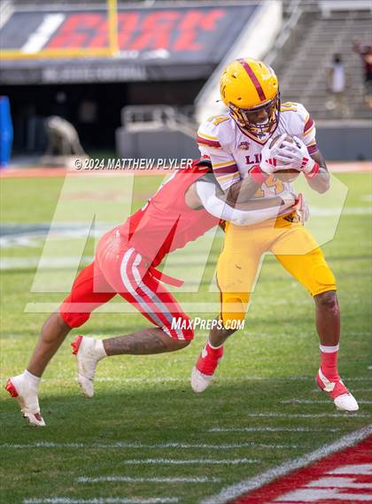 Thumbnail 1 in Seventy-First vs. West Charlotte (NCHSAA 3A Final) photogallery.