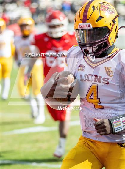 Thumbnail 3 in Seventy-First vs. West Charlotte (NCHSAA 3A Final) photogallery.