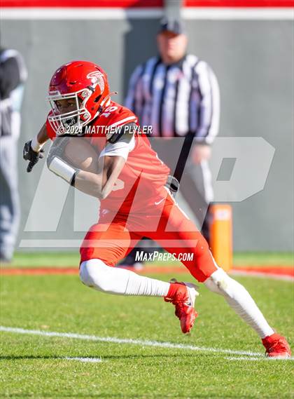 Thumbnail 3 in Seventy-First vs. West Charlotte (NCHSAA 3A Final) photogallery.