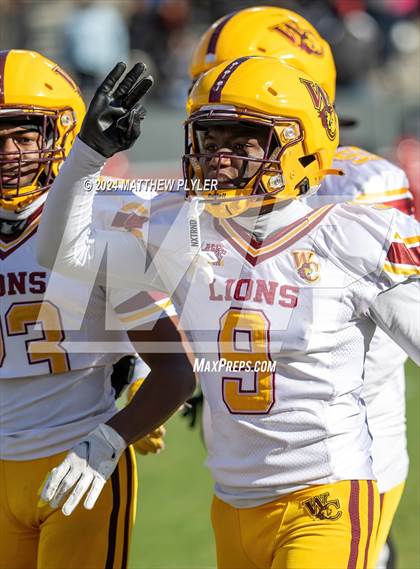Thumbnail 3 in Seventy-First vs. West Charlotte (NCHSAA 3A Final) photogallery.