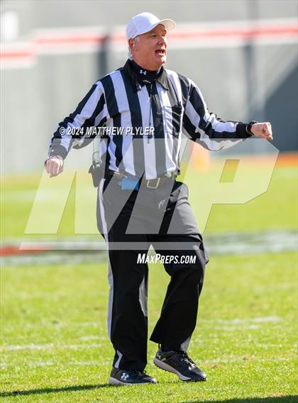 Thumbnail 1 in Seventy-First vs. West Charlotte (NCHSAA 3A Final) photogallery.