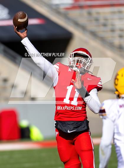 Thumbnail 3 in Seventy-First vs. West Charlotte (NCHSAA 3A Final) photogallery.