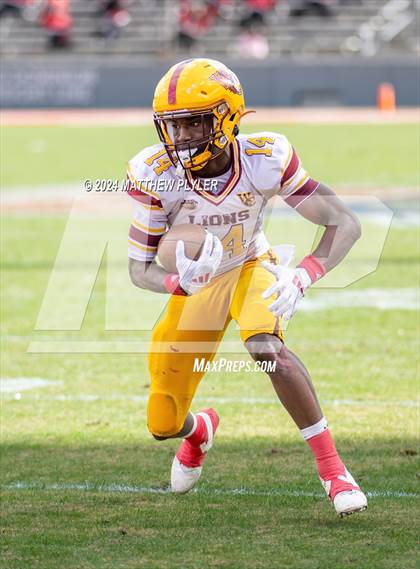 Thumbnail 2 in Seventy-First vs. West Charlotte (NCHSAA 3A Final) photogallery.