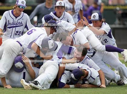 Thumbnail 2 in Port Neches-Groves vs. Grapevine (UIL 5A Final) photogallery.